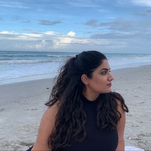 Meet your Posher, Casey